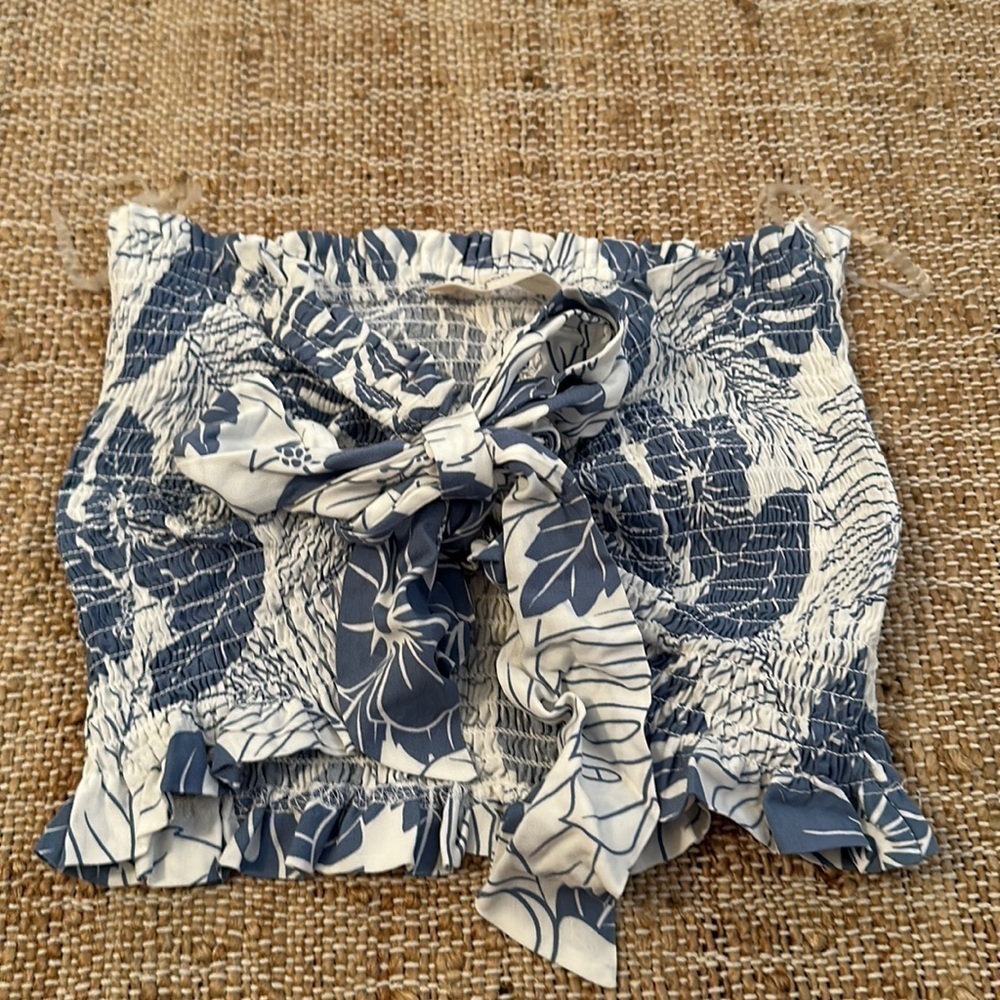 New Ocean Drive Blue Hawaiian Floral Front Tie Strapless Top Medium